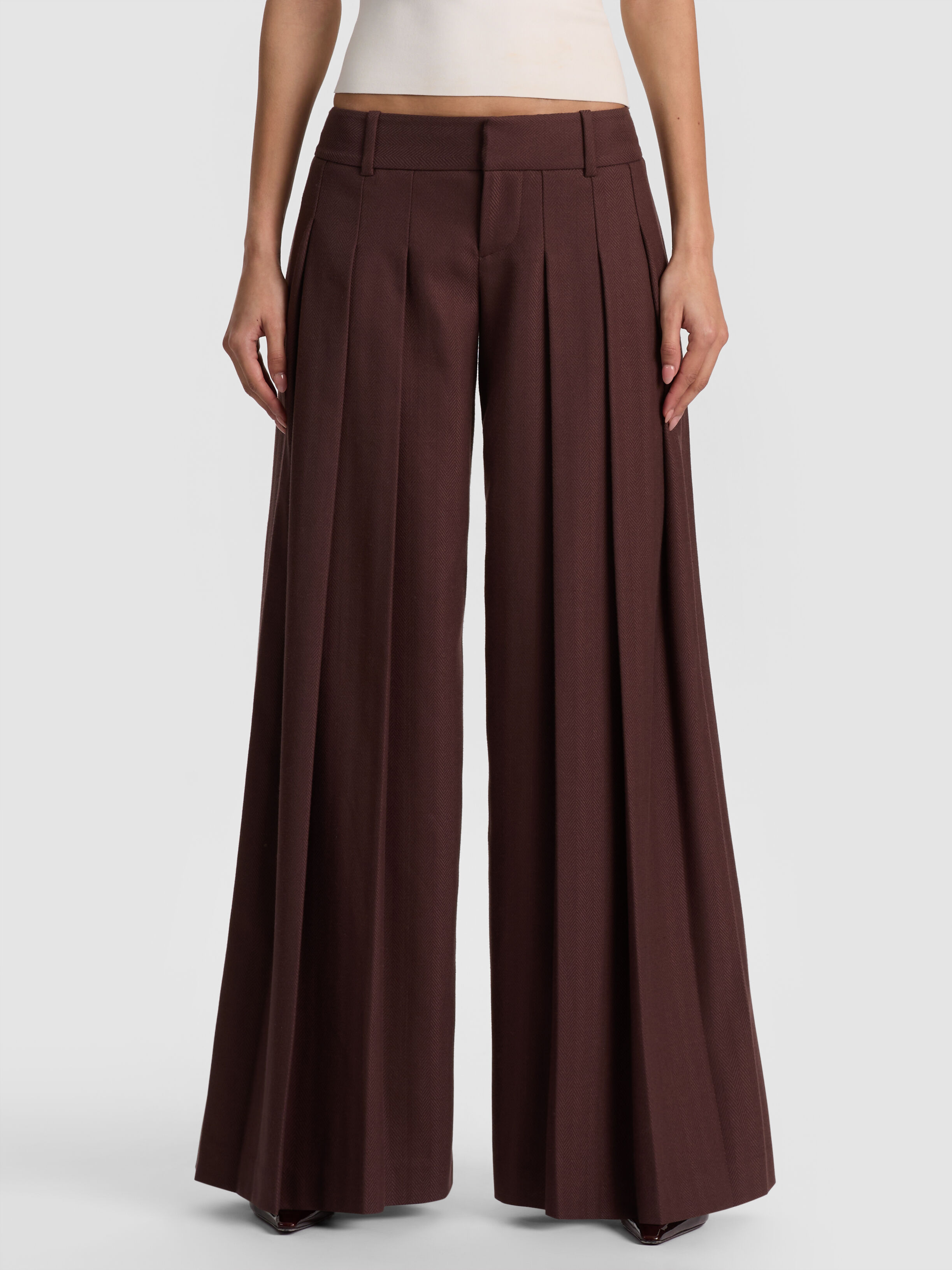 SIMON PLEATED TROUSER - DARK CHOCOLATE